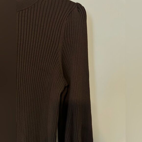Banana Republic Puff-Sleeve Ribbed Sweater dress in Deep Brown. $119 **NEW** - Picture 5 of 7